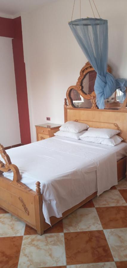 Adam And Eve House Daire *
